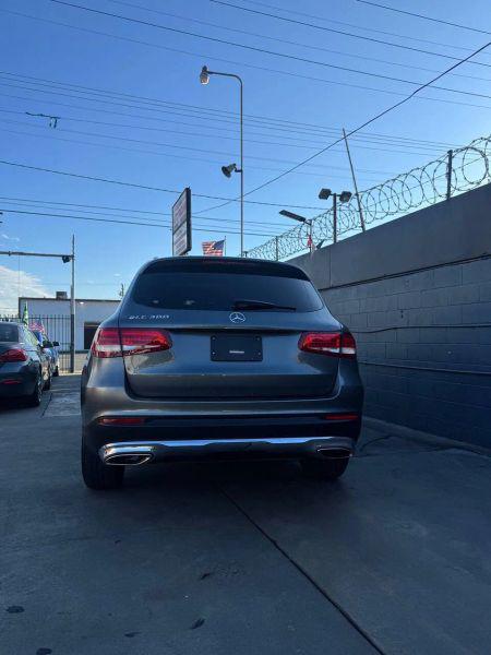 2016 Mercedes-Benz GLC 300