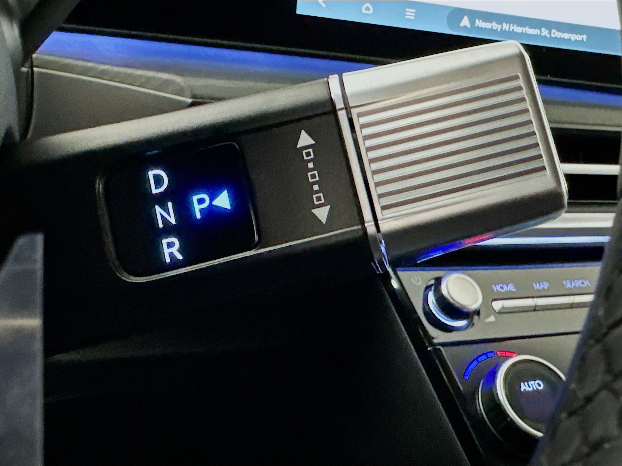 2026 Hyundai Santa Fe Limited - Photo 17