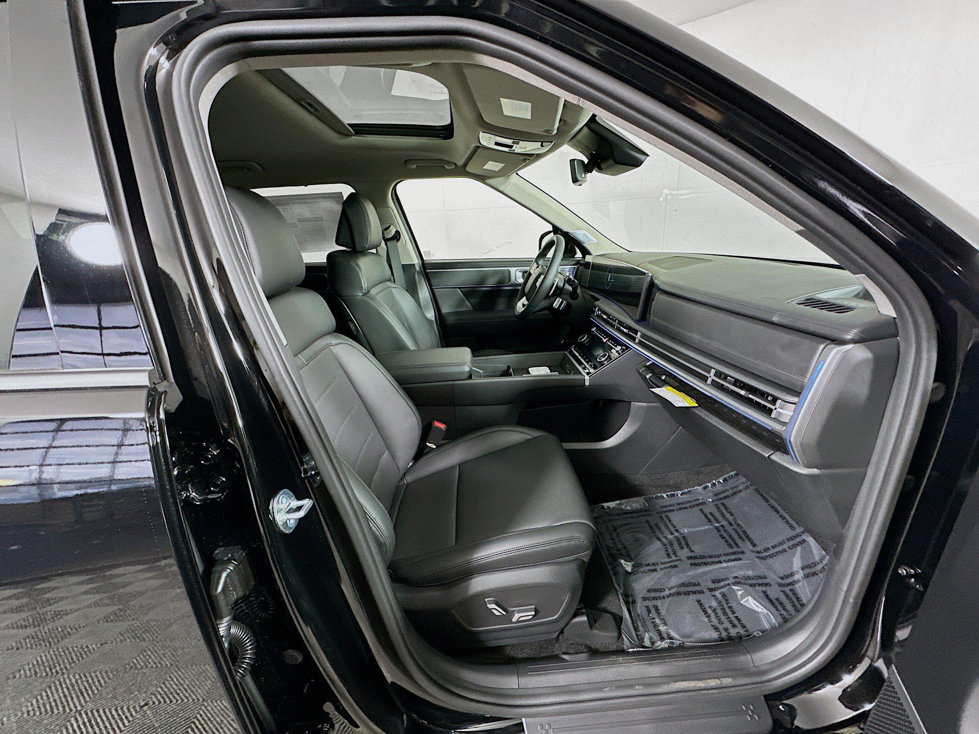 2026 Hyundai Santa Fe Limited - Photo 31