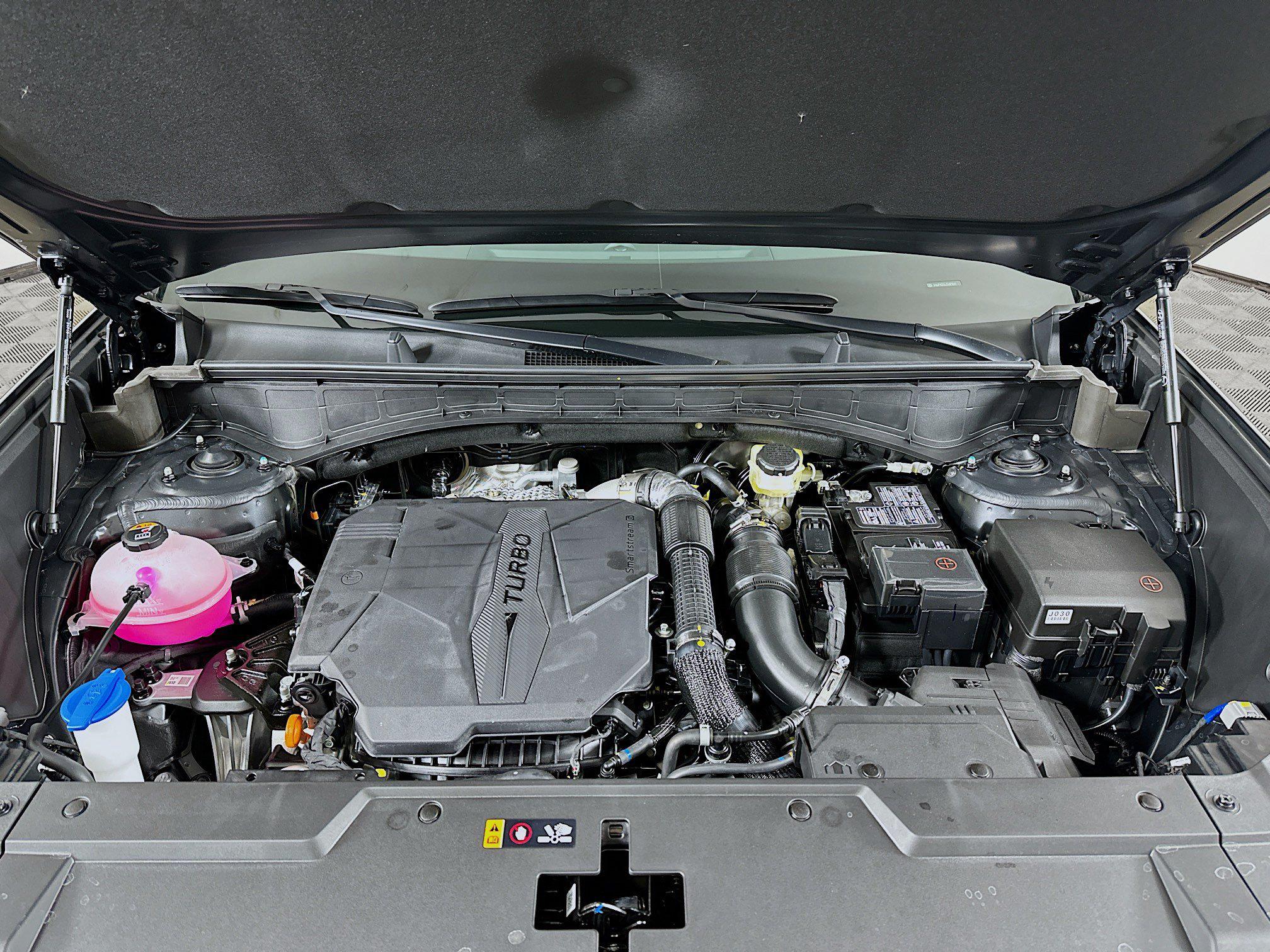 2026 Hyundai Santa Fe Limited - Photo 33