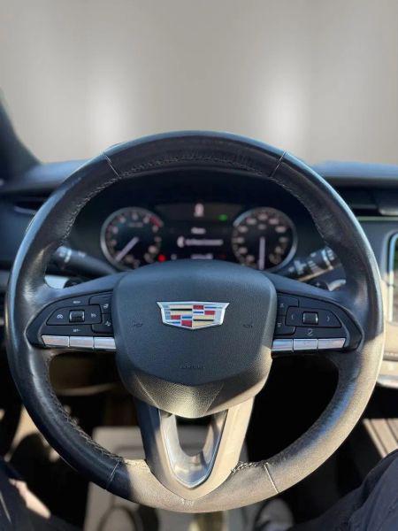 2020 Cadillac XT4 AWD Premium Luxury