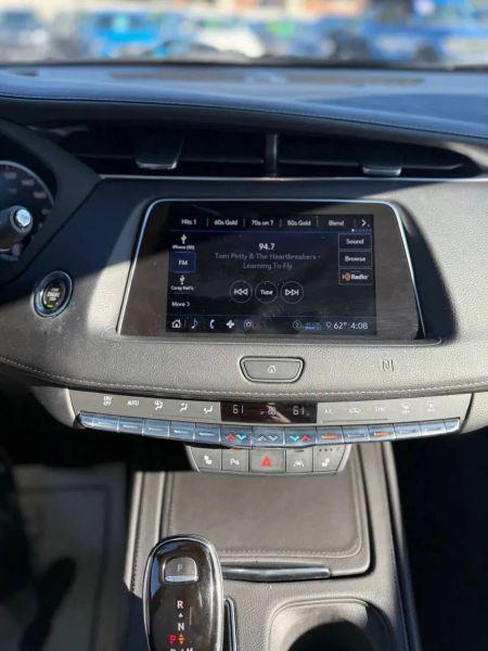 2020 Cadillac XT4 AWD Premium Luxury