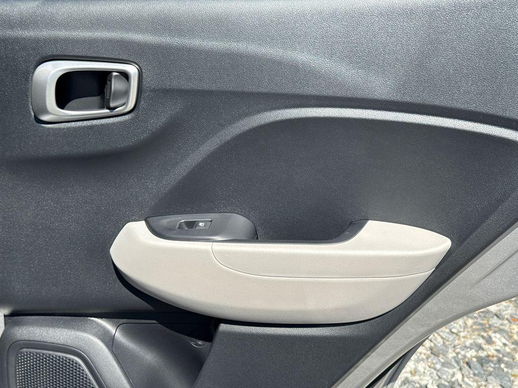 2026 Hyundai Venue SEL - Photo 18