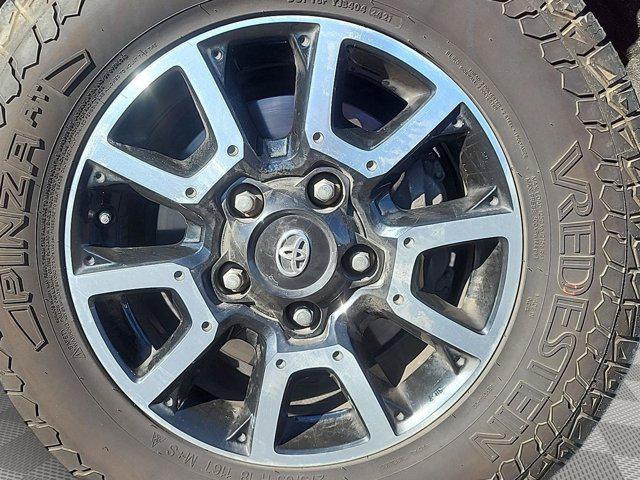 2018 Toyota Tundra SR5 5.7L V8