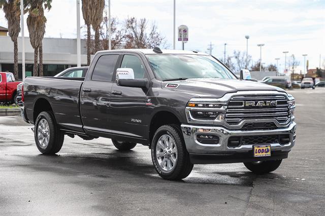 2026 RAM Ram 3500 RAM 3500 LARAMIE CREW CAB 4X4 8 BOX