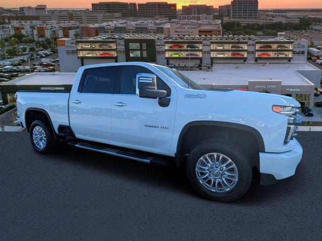 2022 Chevrolet Silverado 3500HD 4WD Crew Cab Standard Bed High Country 2022 Chevrolet Silverado 3500HD 4WD Crew Cab Standard Bed High Country