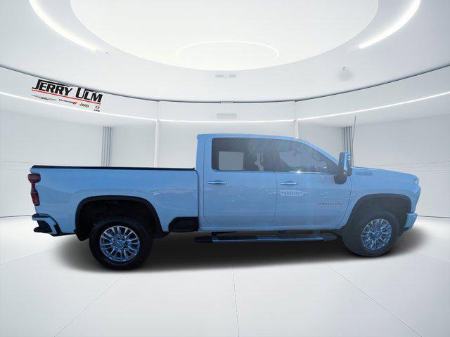 2022 Chevrolet Silverado 3500HD 4WD Crew Cab Standard Bed High Country 2022 Chevrolet Silverado 3500HD 4WD Crew Cab Standard Bed High Country
