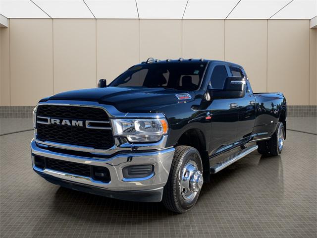2024 RAM 3500 Tradesman Crew Cab 4x4 8 Box 2024 RAM 3500 Tradesman Crew Cab 4x4 8 Box