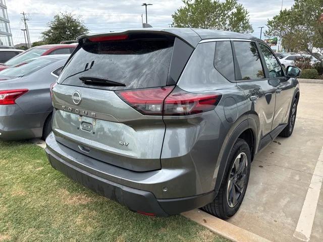 2024 Nissan Rogue SV FWD