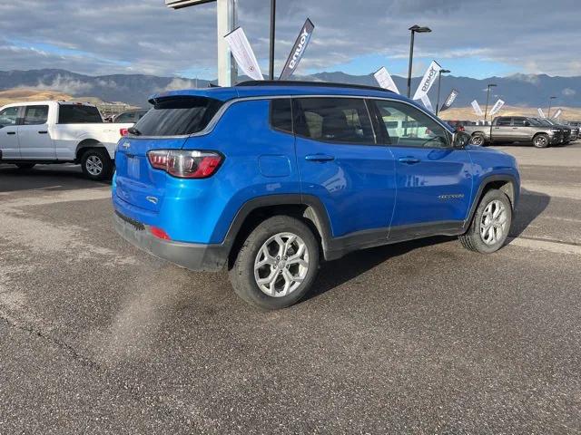 2024 Jeep Compass Latitude 4x4 2024 Jeep Compass Latitude 4x4