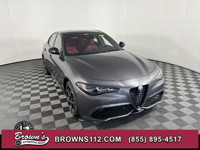 2025 Alfa Romeo Giulia GIULIA AWD 2025 Alfa Romeo Giulia GIULIA AWD