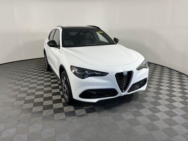 2025 Alfa Romeo Stelvio STELVIO AWD 2025 Alfa Romeo Stelvio STELVIO AWD
