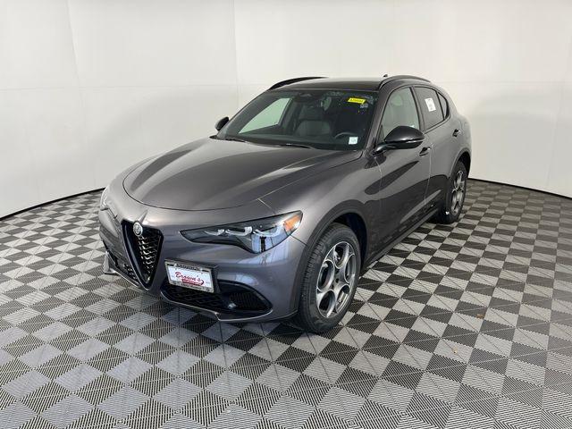 2025 Alfa Romeo Stelvio STELVIO AWD 2025 Alfa Romeo Stelvio STELVIO AWD