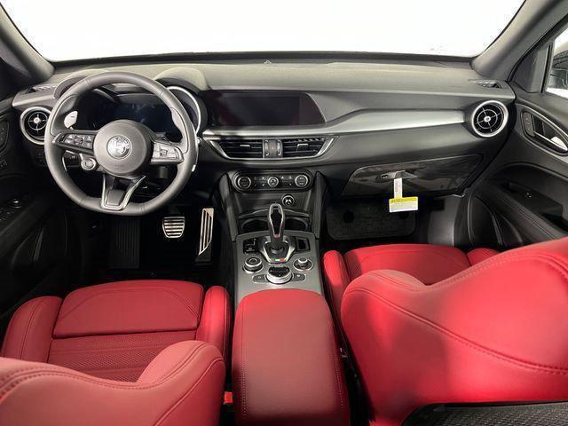 2025 Alfa Romeo Stelvio STELVIO AWD 2025 Alfa Romeo Stelvio STELVIO AWD