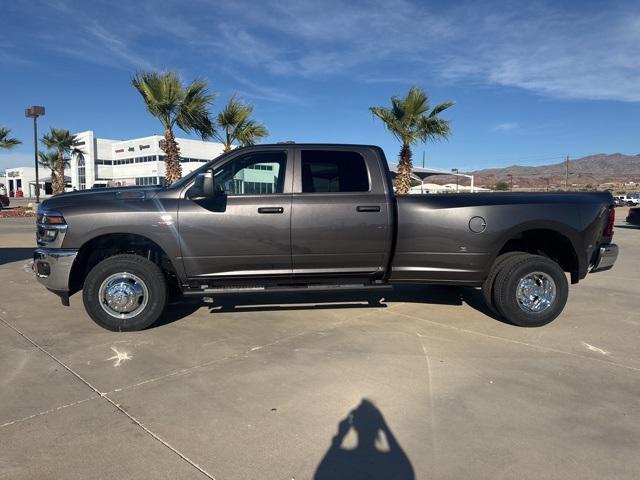 2026 RAM Ram 3500 RAM 3500 TRADESMAN CREW CAB 4X4 8 BOX