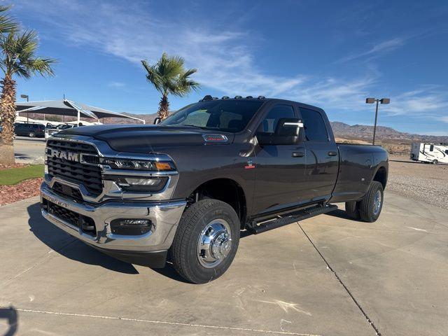 2026 RAM Ram 3500 RAM 3500 TRADESMAN CREW CAB 4X4 8 BOX