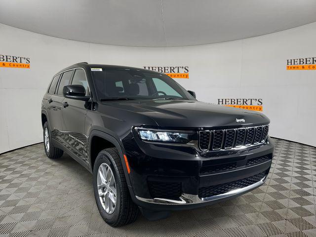 2025 Jeep Grand Cherokee GRAND CHEROKEE L LAREDO X 4X2