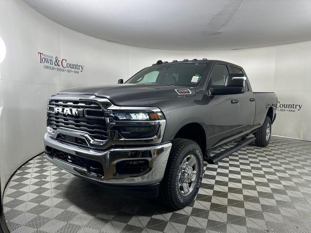 2026 RAM Ram 2500 RAM 2500 TRADESMAN CREW CAB 4X4 8 BOX