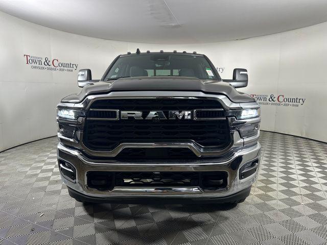 2026 RAM Ram 2500 RAM 2500 TRADESMAN CREW CAB 4X4 8 BOX