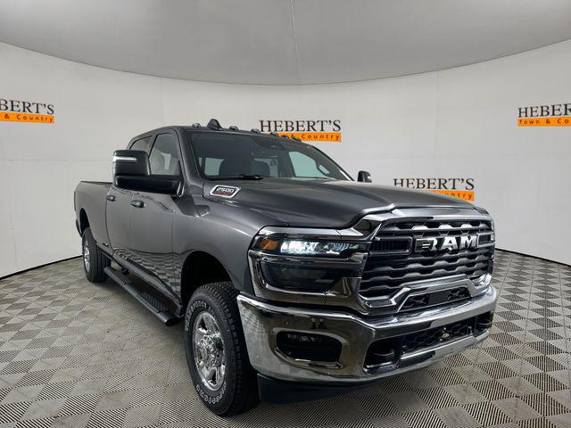 2026 RAM Ram 2500 RAM 2500 TRADESMAN CREW CAB 4X4 8 BOX