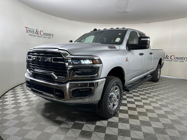 2026 RAM Ram 2500 RAM 2500 TRADESMAN CREW CAB 4X4 8 BOX