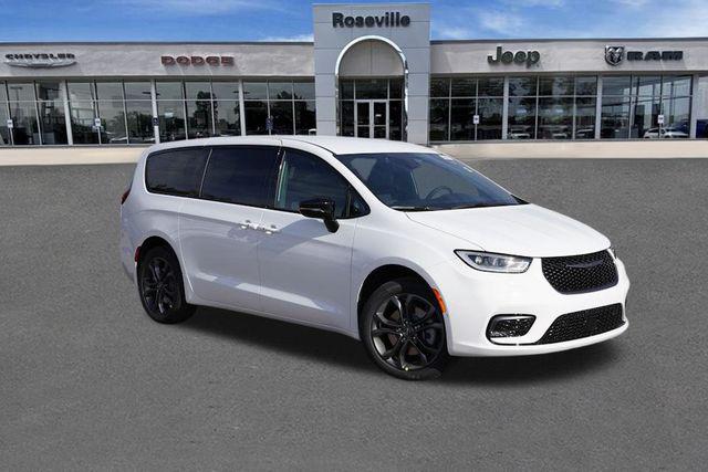 2026 Chrysler Pacifica PACIFICA SELECT AWD 2026 Chrysler Pacifica PACIFICA SELECT AWD