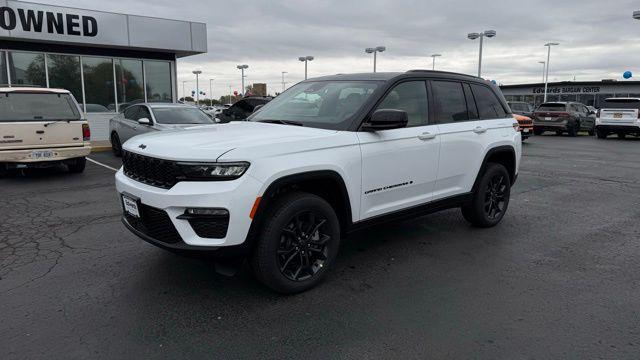 2025 Jeep Grand Cherokee GRAND CHEROKEE LIMITED 4X4 2025 Jeep Grand Cherokee GRAND CHEROKEE LIMITED 4X4