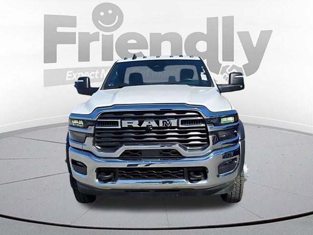 2026 RAM 5500 Chassis RAM 5500 TRADESMAN CHASSIS REGULAR CAB 4X4 60 CA