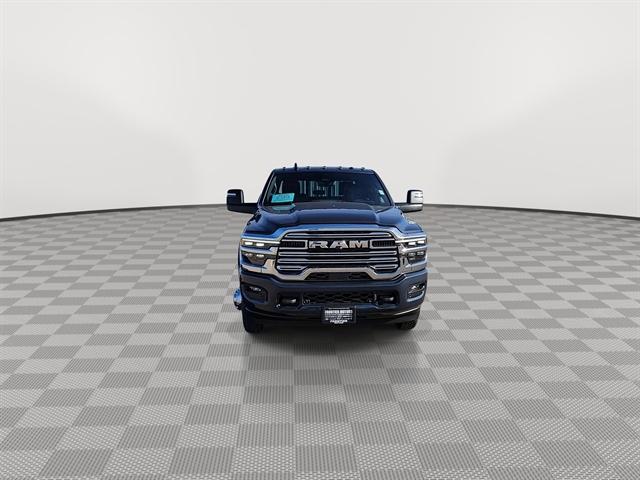 2026 RAM Ram 3500 Chassis Cab RAM 3500 BIG HORN CREW CAB CHASSIS 4X4 60 CA