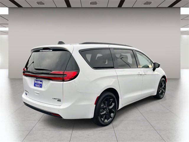 2026 Chrysler Pacifica PACIFICA LIMITED AWD