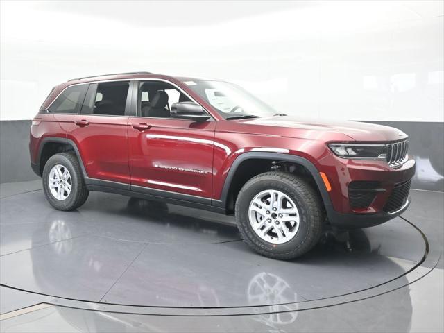 2025 Jeep Grand Cherokee GRAND CHEROKEE LAREDO 4X2 2025 Jeep Grand Cherokee GRAND CHEROKEE LAREDO 4X2