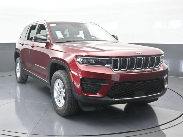 2025 Jeep Grand Cherokee GRAND CHEROKEE LAREDO 4X2 2025 Jeep Grand Cherokee GRAND CHEROKEE LAREDO 4X2