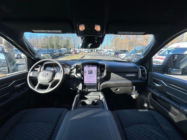 2026 RAM Ram 3500 RAM 3500 BIG HORN CREW CAB 4X4 8 BOX