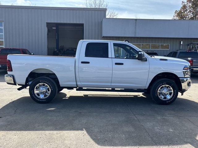 2026 RAM Ram 2500 RAM 2500 TRADESMAN CREW CAB 4X4 64 BOX