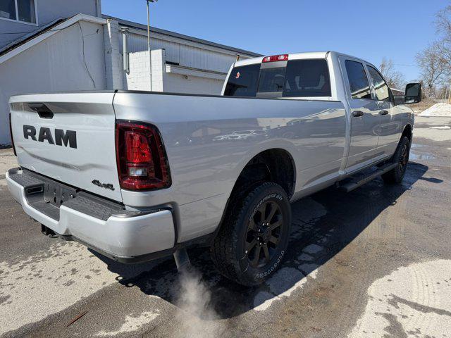 2026 RAM Ram 2500 RAM 2500 BLACK EXPRESS CREW CAB 4X4 8 BOX