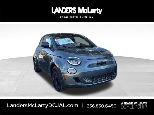 2025 Fiat FIAT 500e GIORGIO ARMANI Collectors Edition 2025 Fiat FIAT 500e GIORGIO ARMANI Collectors Edition