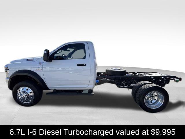 2026 RAM Ram 5500 Chassis Cab RAM 5500 TRADESMAN CHASSIS REGULAR CAB 4X4 60 CA 2026 RAM Ram 5500 Chassis Cab RAM 5500 TRADESMAN CHASSIS REGULAR CAB 4X4 60 CA
