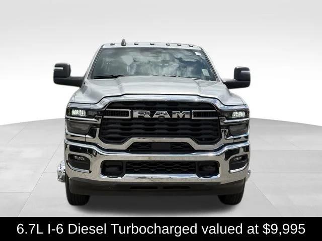 2026 RAM 3500 Chassis RAM 3500 TRADESMAN CREW CAB CHASSIS 4X4 60 CA