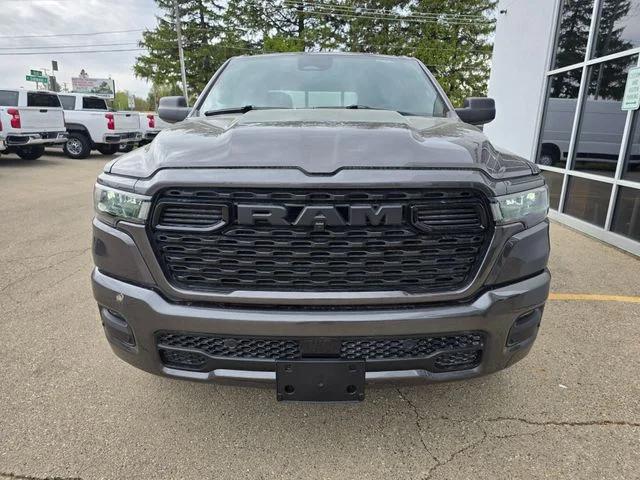 2026 RAM Ram 1500 RAM 1500 EXPRESS CREW CAB 4X4 57 BOX