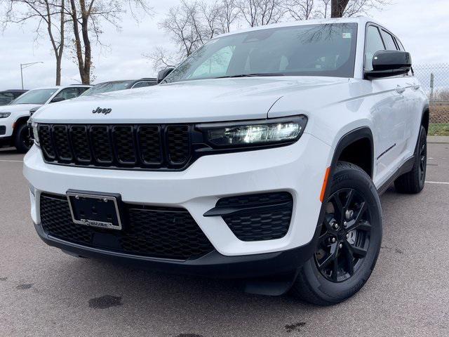 2025 Jeep Grand Cherokee GRAND CHEROKEE ALTITUDE X 4X4