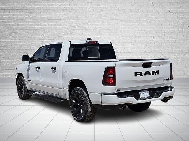 2026 RAM Ram 1500 RAM 1500 EXPRESS CREW CAB 4X4 57 BOX