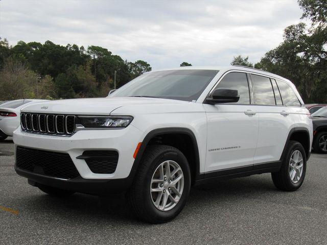 2025 Jeep Grand Cherokee GRAND CHEROKEE LAREDO X 4X2