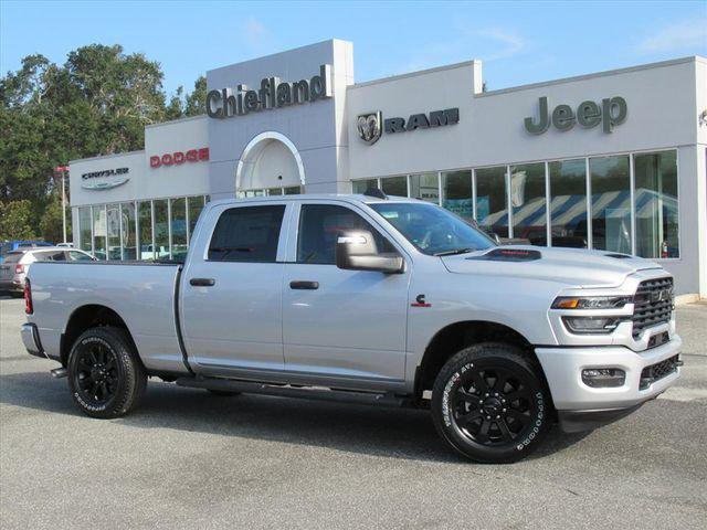 2026 RAM Ram 2500 RAM 2500 BLACK EXPRESS CREW CAB 4X2 64 BOX