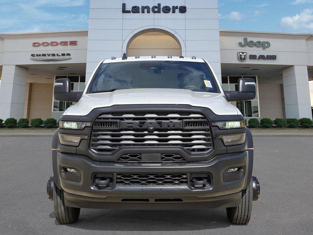 2026 RAM Ram 5500 Chassis Cab RAM 5500 TRADESMAN CHASSIS CREW CAB 4X4 60 CA