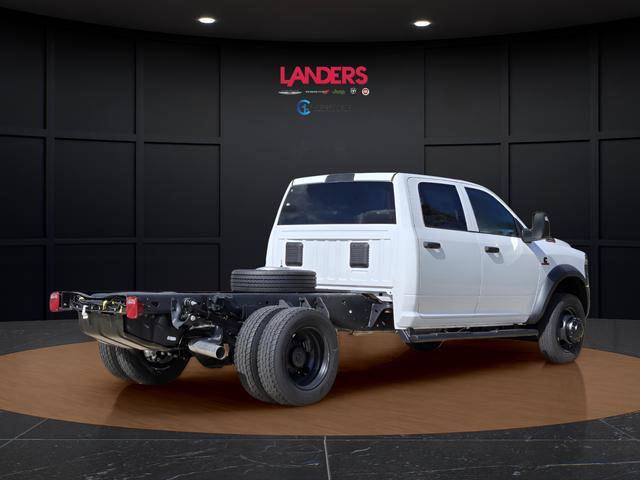 2026 RAM 5500 Chassis RAM 5500 TRADESMAN CHASSIS CREW CAB 4X4 60 CA