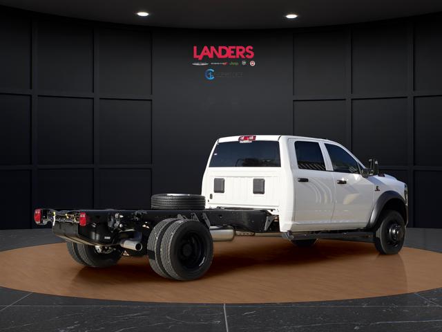 2026 RAM Ram 5500 Chassis Cab RAM 5500 TRADESMAN CHASSIS CREW CAB 4X4 84 CA