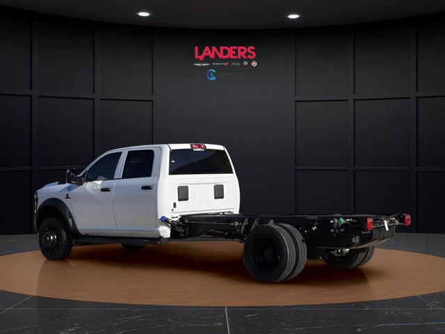 2026 RAM Ram 5500 Chassis Cab RAM 5500 TRADESMAN CHASSIS CREW CAB 4X4 84 CA