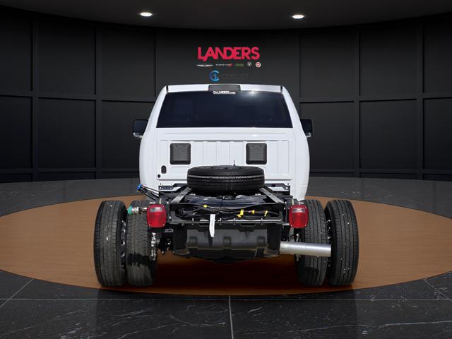 2026 RAM Ram 3500 Chassis Cab RAM 3500 TRADESMAN CREW CAB CHASSIS 4X4 60 CA
