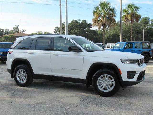 2025 Jeep Grand Cherokee GRAND CHEROKEE LAREDO 4X2