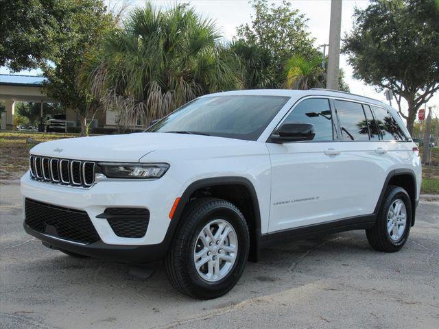 2025 Jeep Grand Cherokee GRAND CHEROKEE LAREDO 4X2